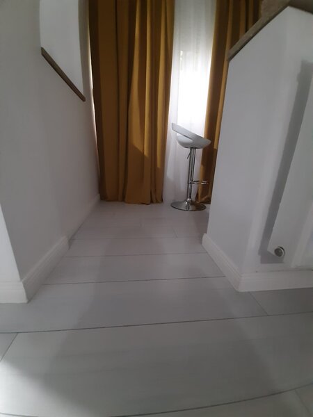 Drumul Taberei, garsoniera 31 mp, zona Moghioros.