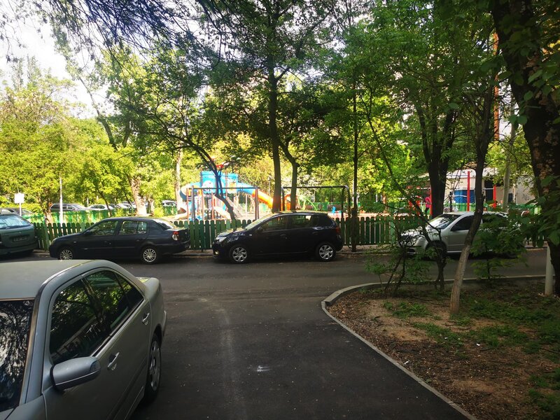 Drumul Taberei, garsoniera 31 mp, zona Moghioros.