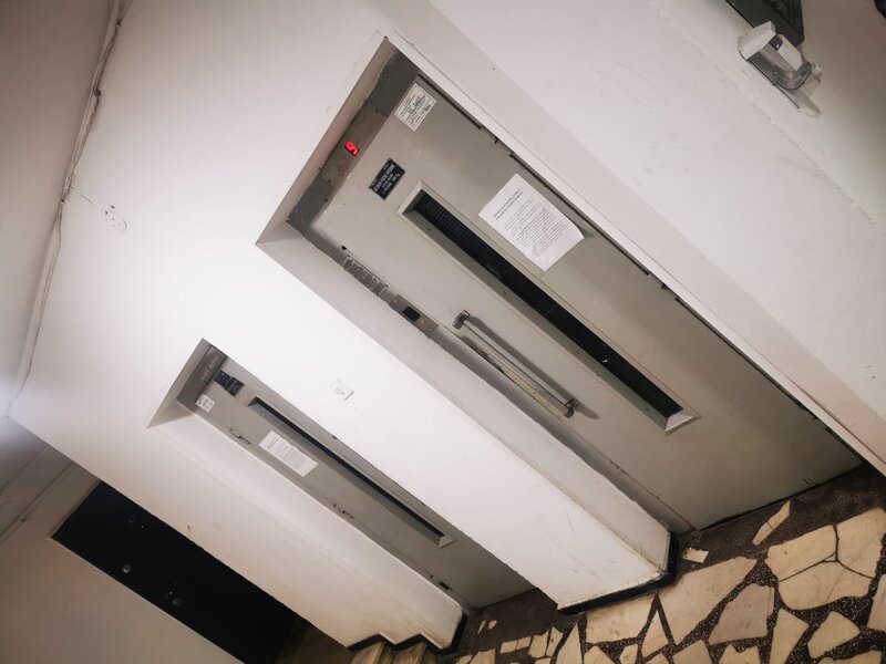 Drumul Taberei, garsoniera 31 mp, zona Moghioros.