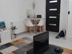 Drumul Taberei, garsoniera 31 mp, zona Moghioros